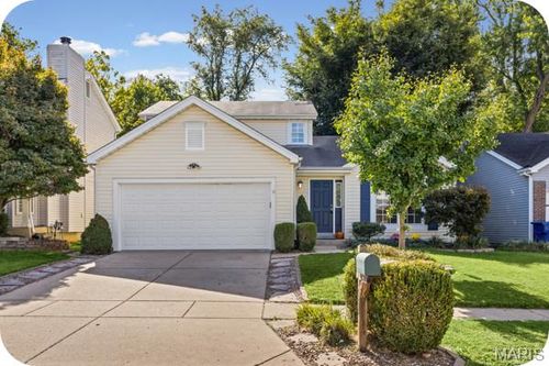 2518 Barrett Place Dr, Ballwin, MO, 63021-7830 | Card Image