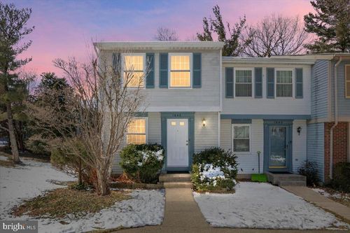 1642 Harvest Green Ct, RESTON, VA, 20194-1502 | Card Image