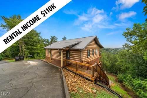 2037 Mccarter Dr, Sevierville, TN, 37862 | Card Image