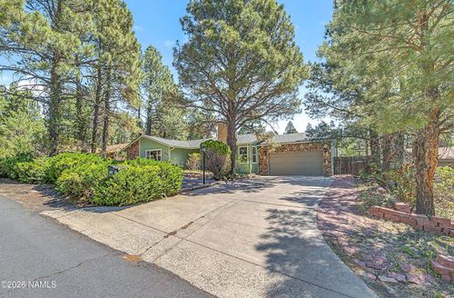 2616 N Oakmont Dr, Flagstaff, AZ, 86004-7436 | Card Image