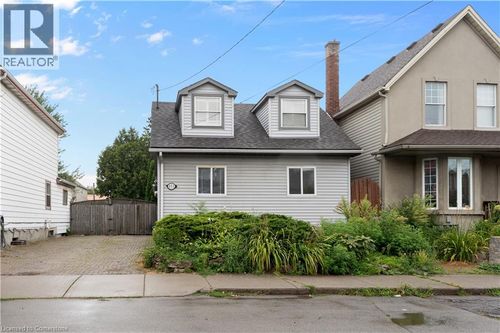 411 Mary St, Hamilton, ON, L8L4W7 | Card Image