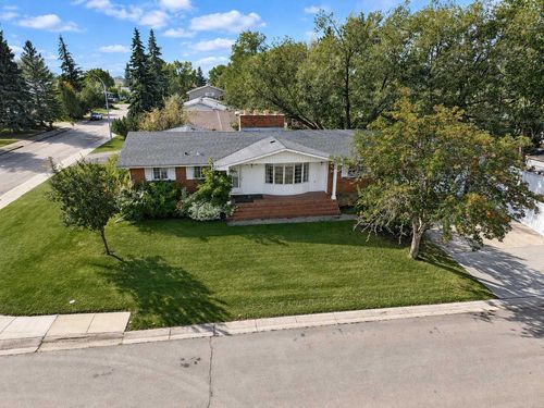 10023 86 Ave, Grande Prairie, AB, T8V3K2 | Card Image