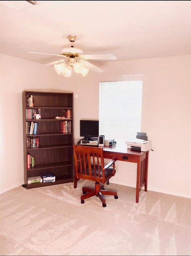 4th Bedroom or Office | Image 15