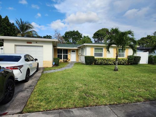 2330 Nw 47th Ave, Lauderhill, FL, 33313-3545 | Card Image