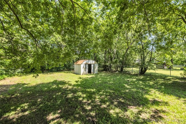 511 Maple St, House other with 2 bedrooms, 1 bathrooms and null parking in Sapulpa OK | Image 42
