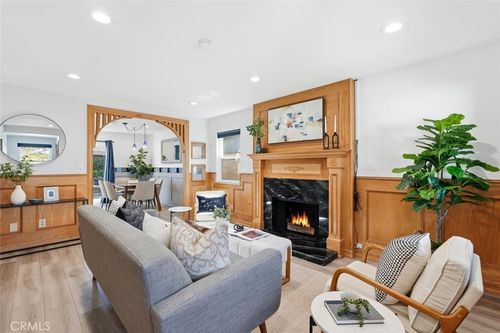 24238 Post Master Ave, Harbor City, CA, 90710-1722 | Card Image