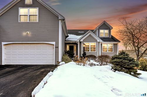 466-466 Ironwood Trl, Shelton, CT, 06484-2840 | Card Image