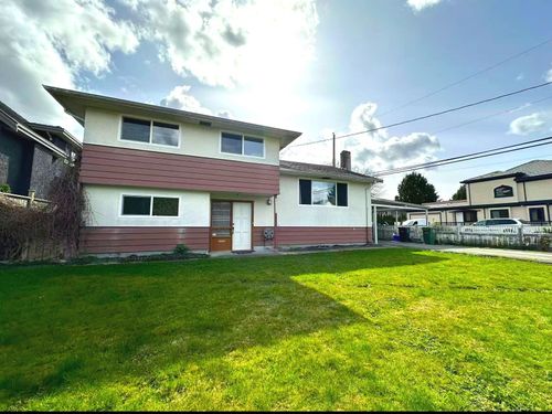 9511 Pinewell Cres, Richmond, BC, V7A2C7 | Card Image
