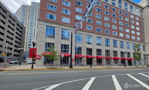 302 George Street, New Brunswick, NJ, 08901 | Card Image