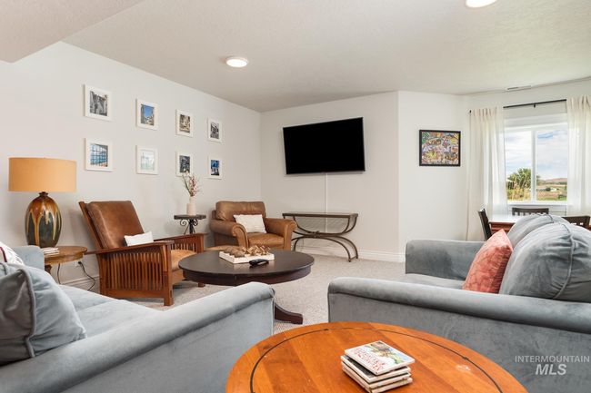 311 River View Dr, Home with 7 bedrooms, 3 bathrooms and 3 parking in Marsing ID | Image 25