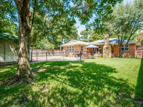 6256 Saratoga Cir, Dallas, TX, 75214-2325 | Card Image