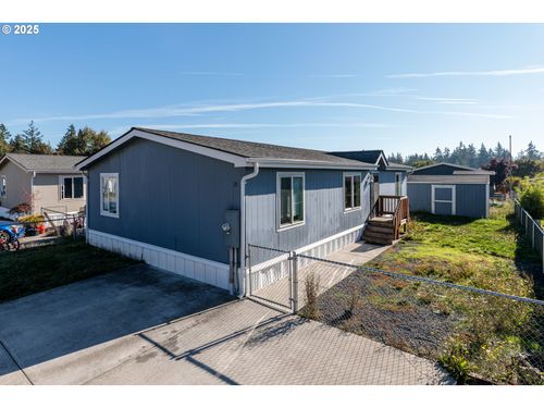 25-2154 Oregon St, Saint Helens, OR, 97051-1377 | Card Image