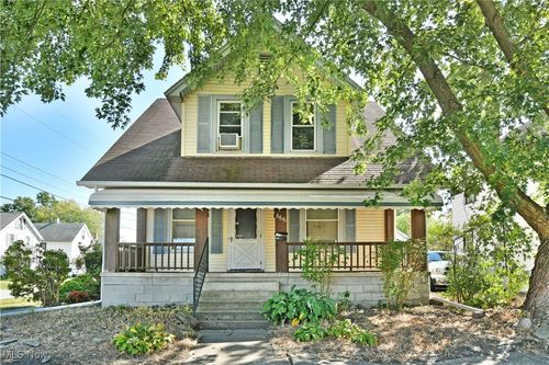 666 Dickey Ave Nw, Warren, OH, 44485-2737 | Card Image