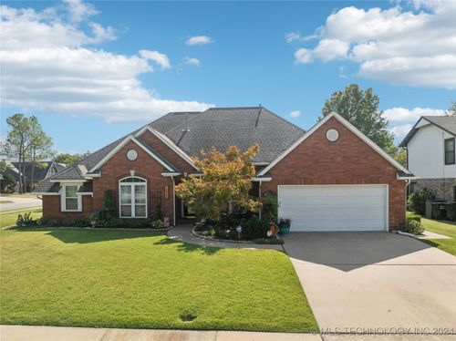 12510 E 77th Place, Owasso, OK, 74055 | Card Image