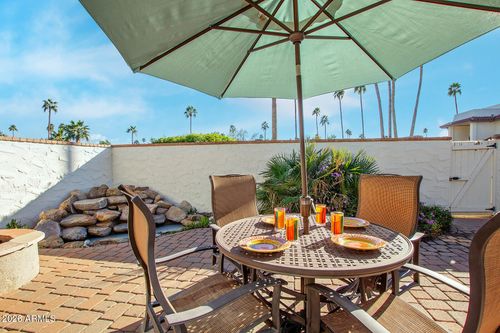 5834 N Scottsdale Rd, Paradise Valley, AZ, 85253-5916 | Card Image