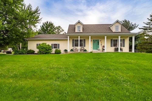 131 N Gadwall Ln, Downs, IL, 61736-9347 | Card Image