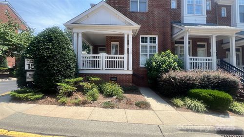 4937 S Hill View Dr, Charlotte, NC, 28210-2337 | Card Image