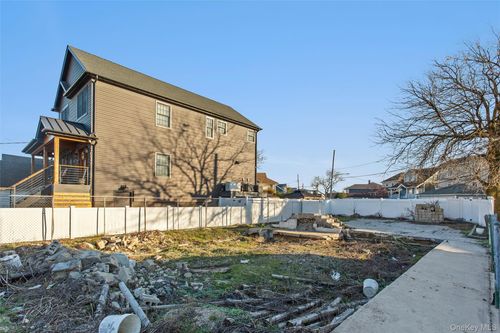 3 South Avenue, Hempstead, NY, 11559 | Card Image