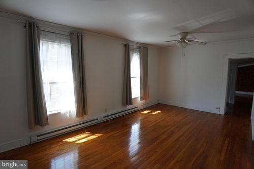 4-802 Cathedral Street, BALTIMORE, MD, 21201 | Card Image