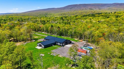 51 Redder Rd, Pine Bush, NY, 12566-5613 | Card Image