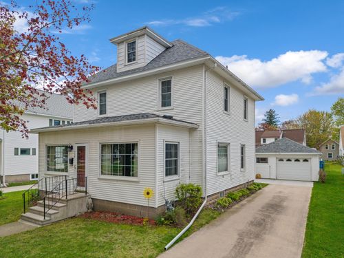 516 S Pine St, Caledonia, MN, 55921-1345 | Card Image