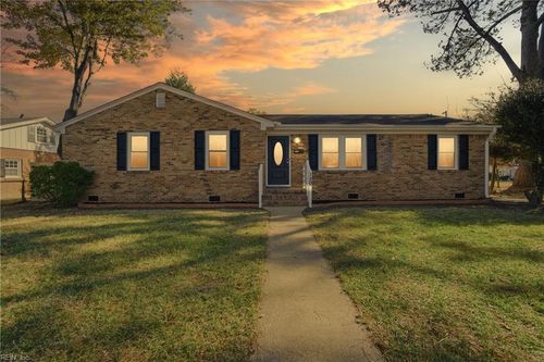 120 Gallant Fox Rd, Virginia Beach, VA, 23462-3307 | Card Image