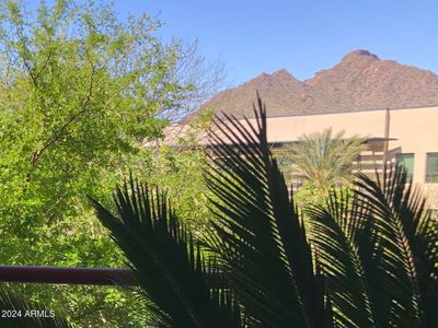 4007 - 7131 E Rancho Vista Drive, Condo with 2 bedrooms, 2 bathrooms and null parking in Scottsdale AZ | Image 2