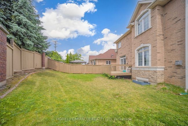 2 Roycrest St, House other with 7 bedrooms, 4 bathrooms and 4 parking in Brampton ON | Image 29