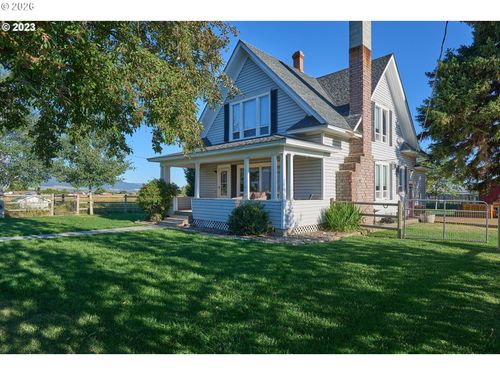 84525 Walker Ln, Joseph, OR, 97846-8228 | Card Image