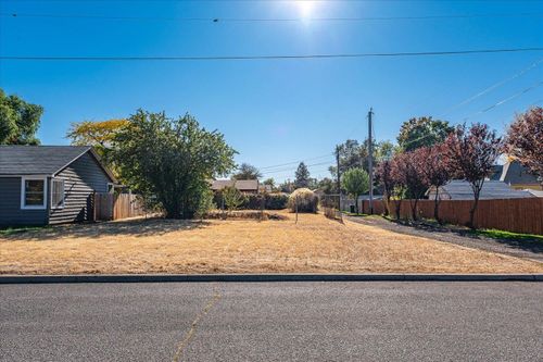 1222 E Marietta Ave, Spokane, WA, 99207-2750 | Card Image