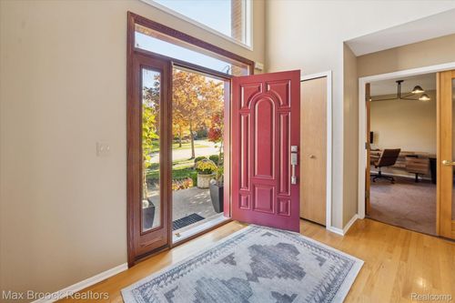 25797 Arcadia Dr, Novi, MI, 48374-2444 | Card Image