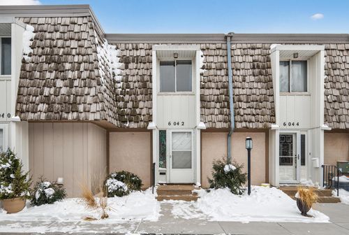 6042 Golden Valley Rd, Golden Valley, MN, 55422-4440 | Card Image