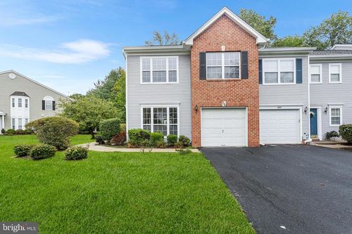204 Waldorf Dr, Princeton, NJ, 08540-9005 | Card Image