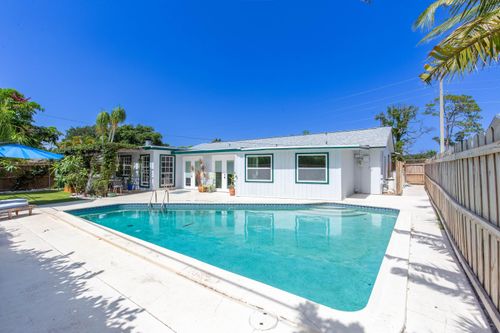 12069 Easterly Ave, Palm Beach Gardens, FL, 33410-2403 | Card Image