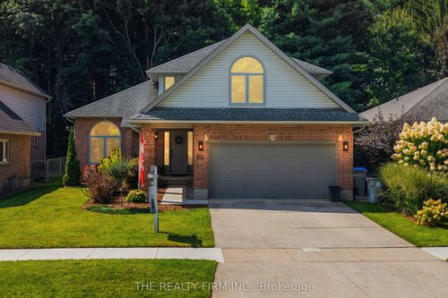 512 Riverview Dr, Strathroy, ON, N7G4B4 | Card Image