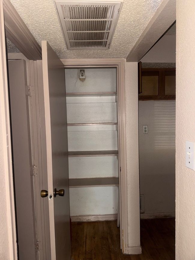 APT-103 - 6108 Abrams Rd, Condo with 1 bedrooms, 1 bathrooms and null parking in Dallas TX | Image 13