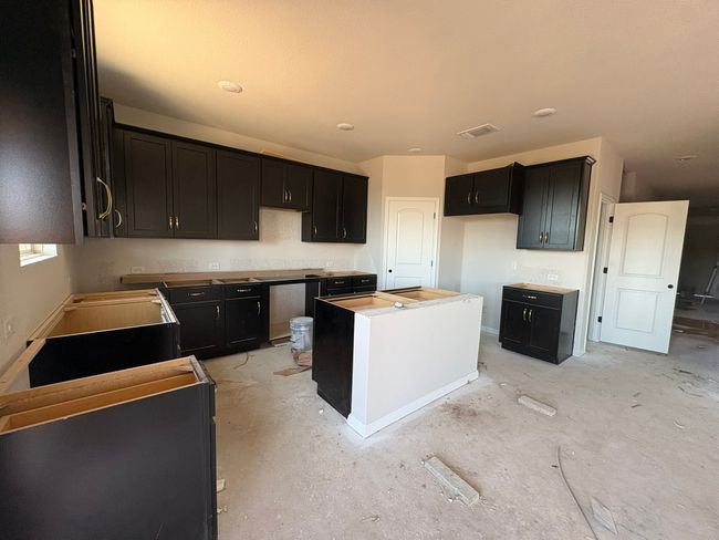 117 Prairie Falls Dr, House other with 5 bedrooms, 4 bathrooms and 3 parking in Hutto TX | Image 22