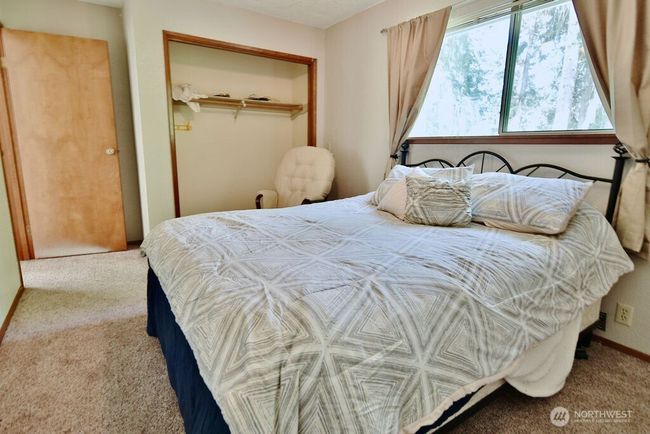 guest room | Image 31