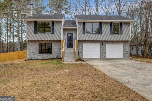 8443 Park Ridge Ln, Riverdale, GA, 30274-4348 | Card Image