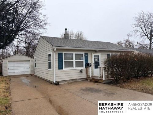 3812 Vinton St, Omaha, NE, 68105-3947 | Card Image