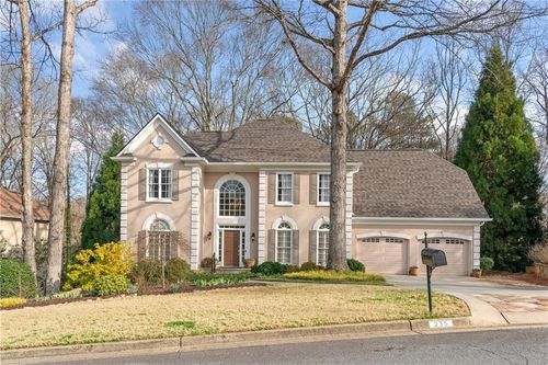 235 Merritt Dr, Roswell, GA, 30076-3937 | Card Image