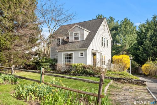 10 Hunt Street, Norwalk, CT, 06853 | Card Image