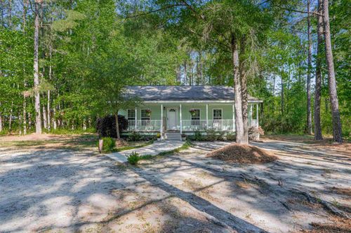 131 Price Ln, Andrews, SC, 29510-6861 | Card Image