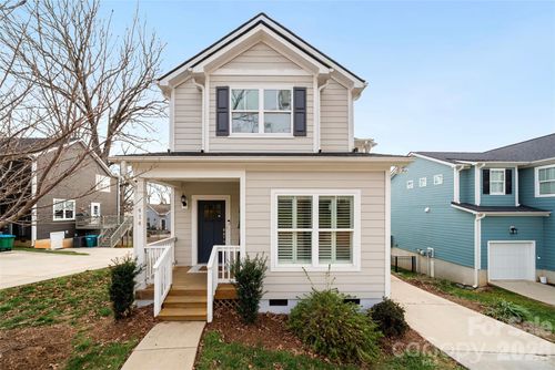 414 King St, Waxhaw, NC, 28173-8949 | Card Image