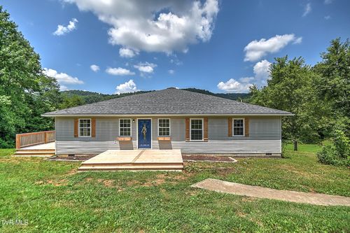 190 Opal Dr, Gate City, VA, 24251-2859 | Card Image