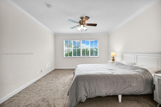 APT-703 - 1501 E Broward Blvd, Condo with 3 bedrooms, 2 bathrooms and null parking in Fort Lauderdale FL | Image 11