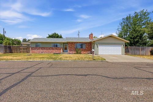 131 Sears Dr, Ontario, OR, 97914-4545 | Card Image
