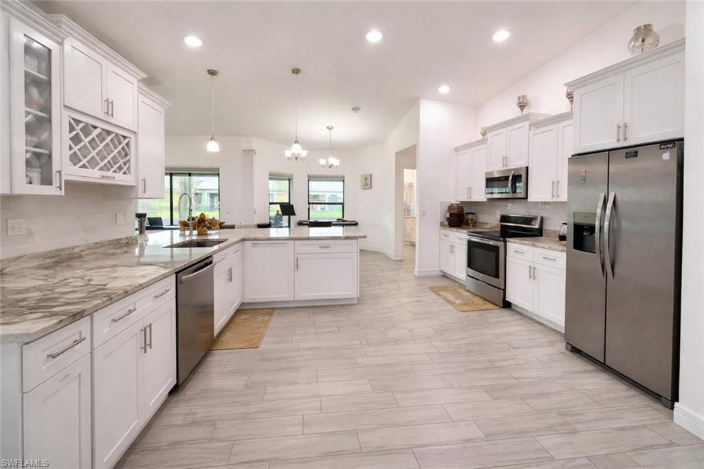 Residential in LEHIGH ACRES 5