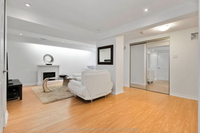 80 Wright Cres, House attached with 3 bedrooms, 2 bathrooms and 1 parking in Ajax ON | Image 28