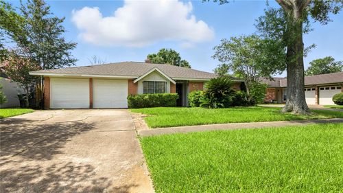 7323 Carew St, Houston, TX, 77074-4509 | Card Image